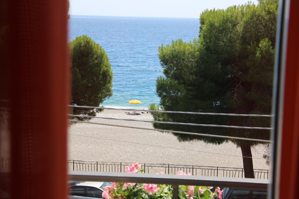 Chrismare Hotel