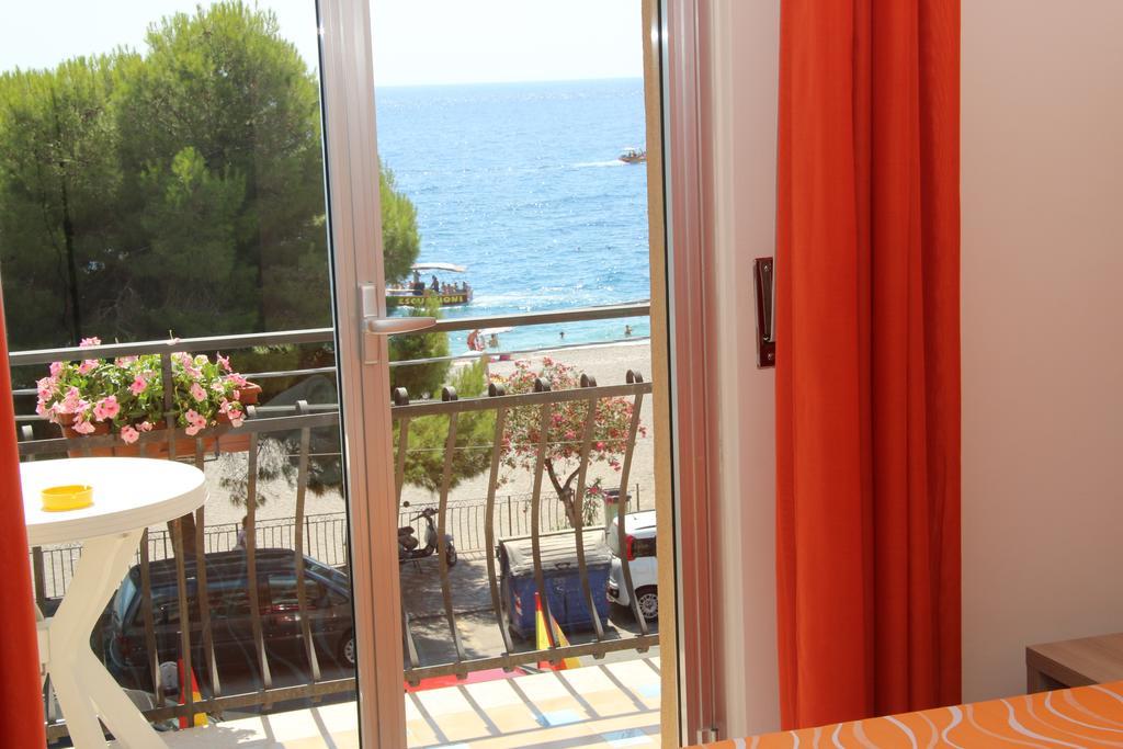 Hotel Chrismare Mazzeo