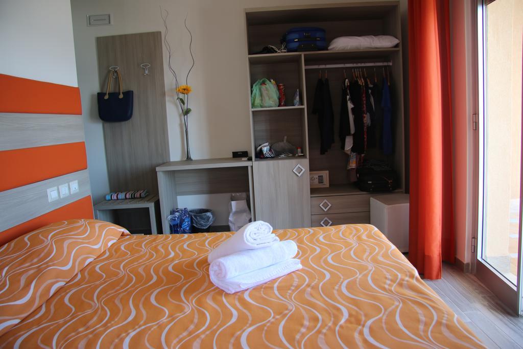 Hotel Chrismare 4*