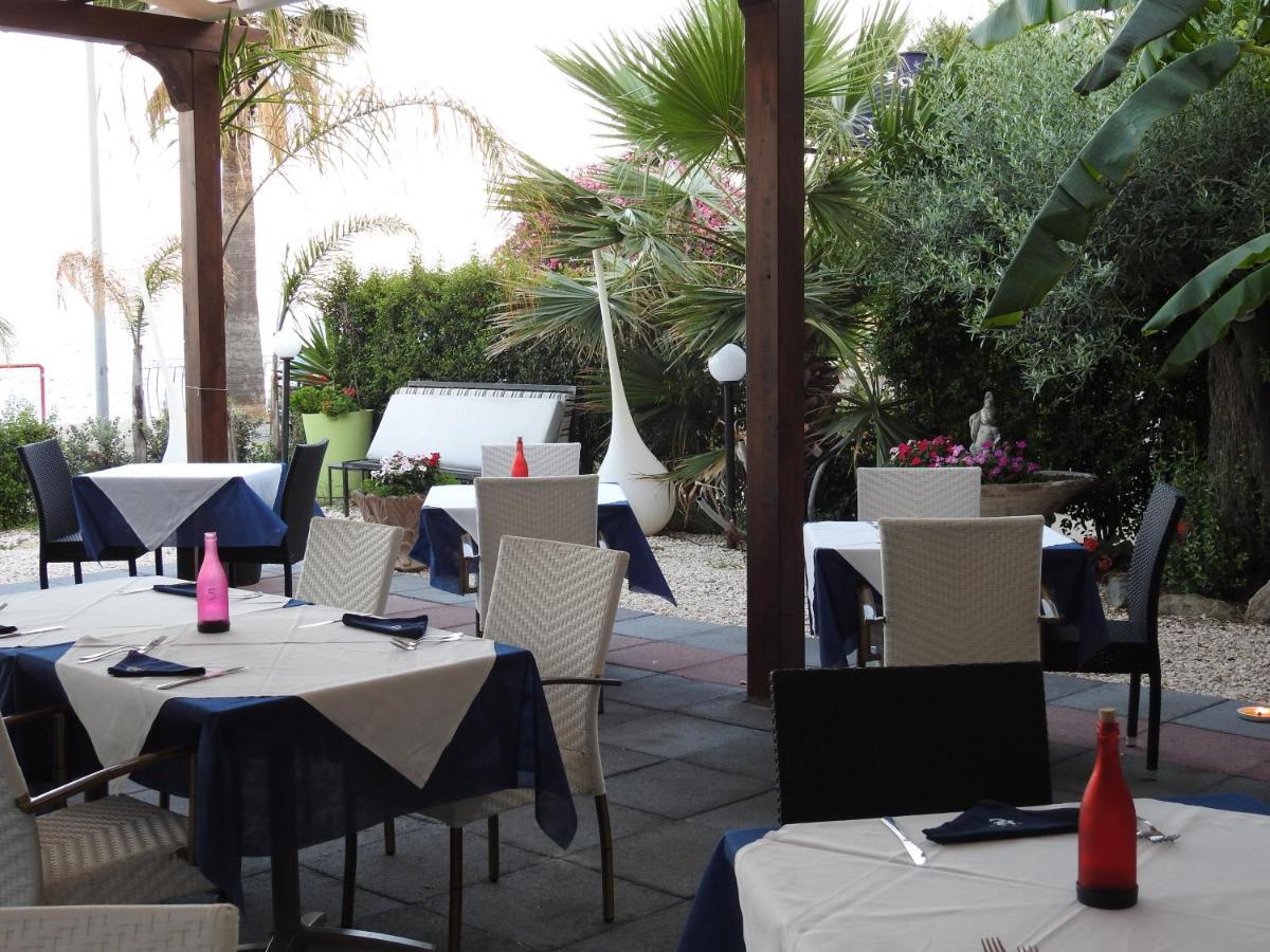 Chrismare Hotel 4*
